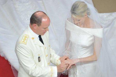 Великие истории любви:Just married: Шарлин Уиттсток все-таки сказала «Oui» князю Альберу